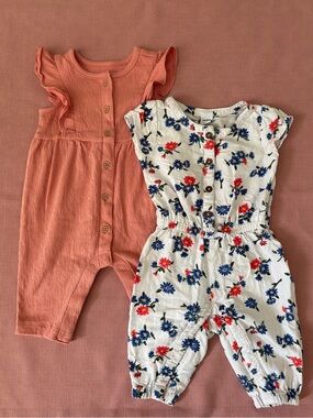 🌸 Baby Girl Old Navy Coral Textured Romper & White Floral Romper Set
